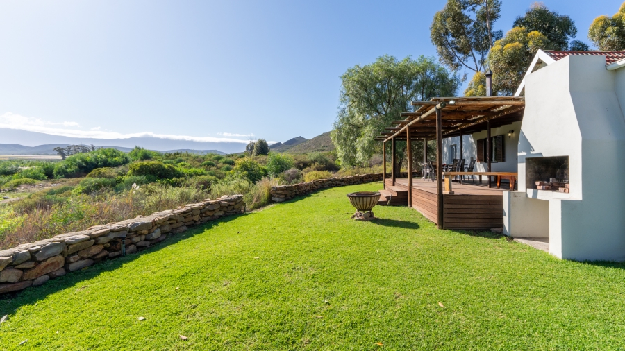 6 Bedroom Property for Sale in Robertson Western Cape